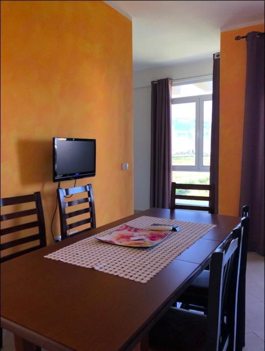 Rainbow Holiday Apartments Vlorë Eksteriør billede