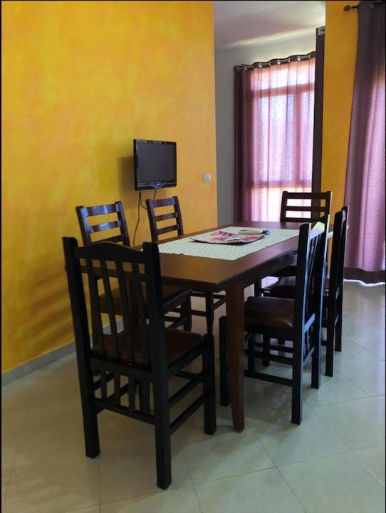 Rainbow Holiday Apartments Vlorë Eksteriør billede